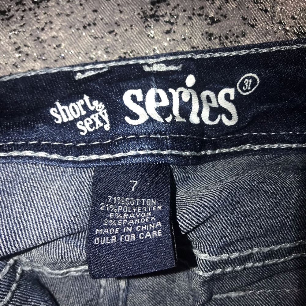 Capris Jean - Picture 3 of 3